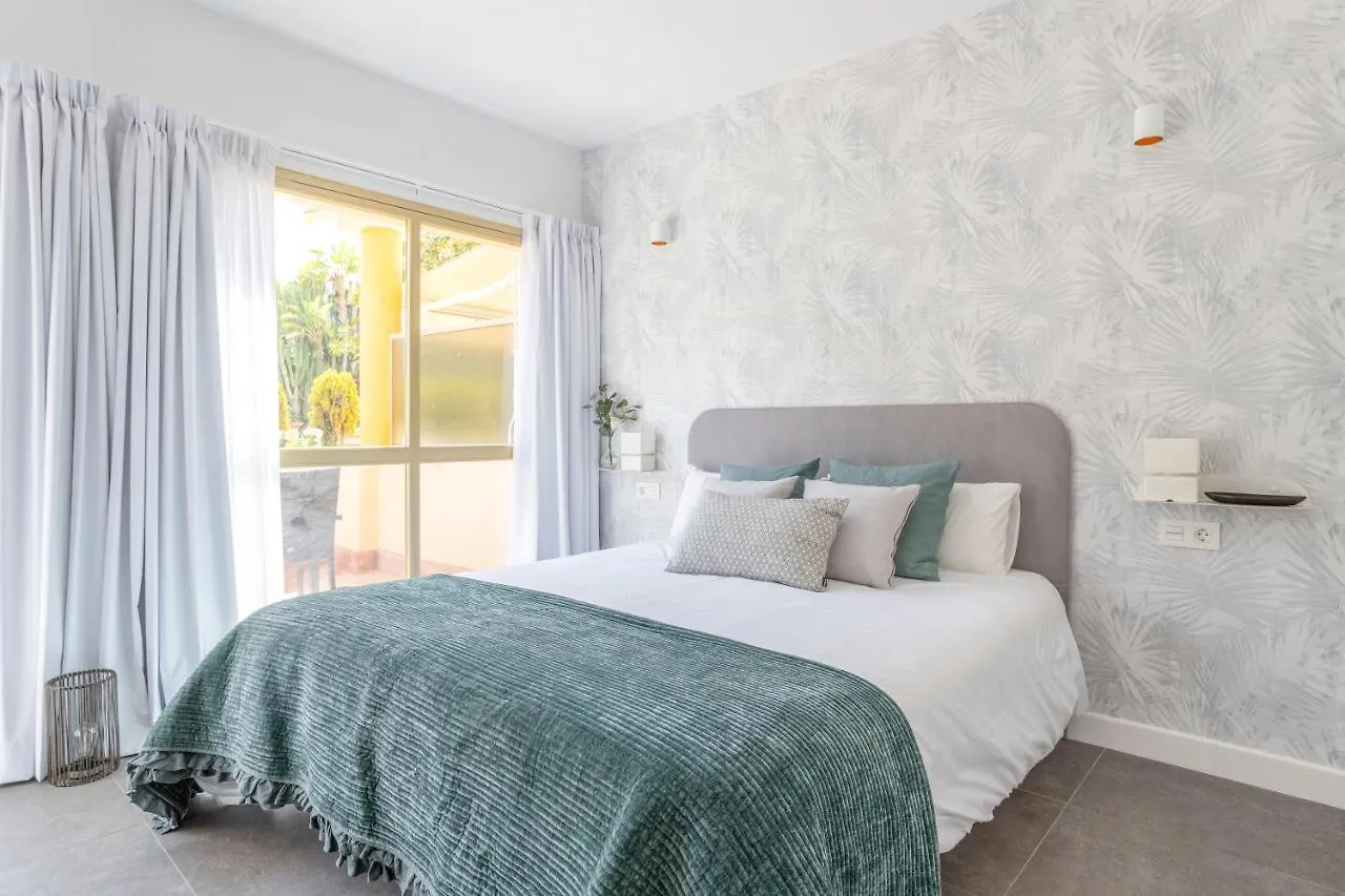 Oleholidays 303 Romana Playa Frente Al Mar Marbella Apartment