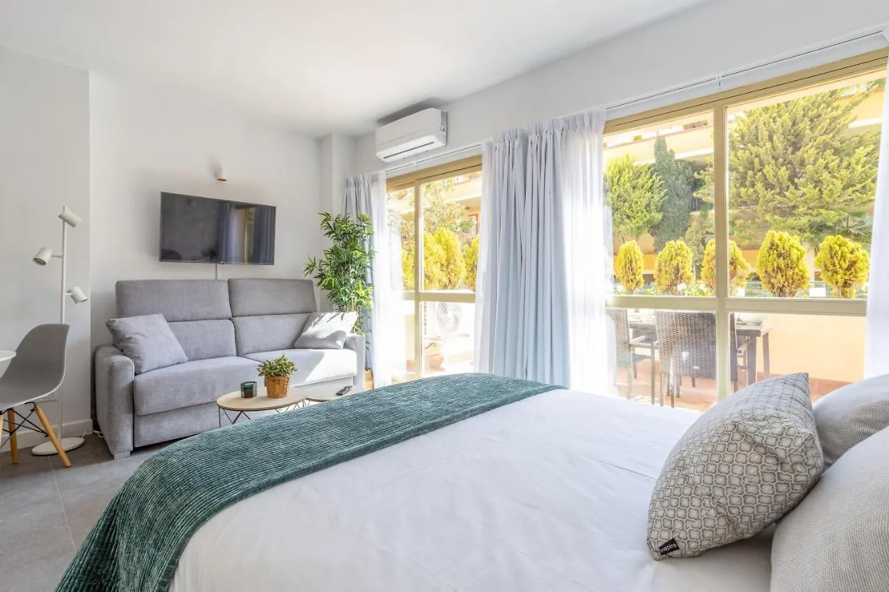 Oleholidays 303 Romana Playa Frente Al Mar Marbella Apartment